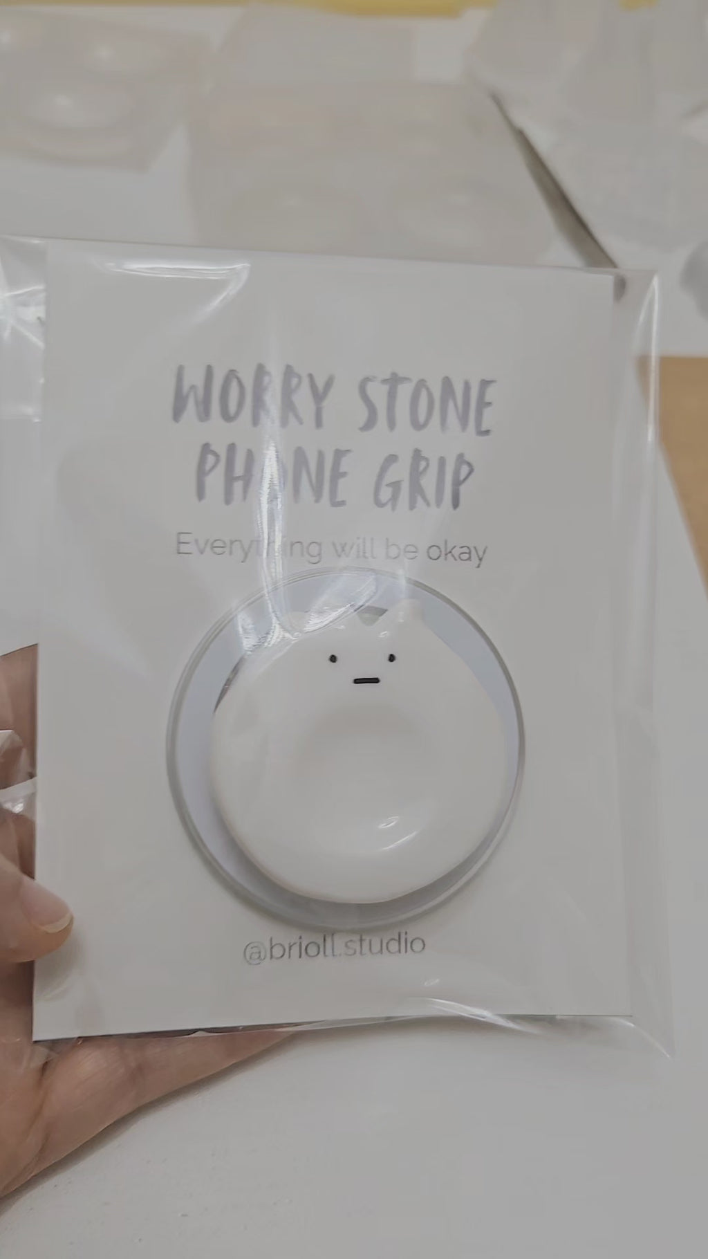 Tomato Onigiri & Dimsum - kawaii Worry Stone Phone Grip – Anxiety Relief Stand
